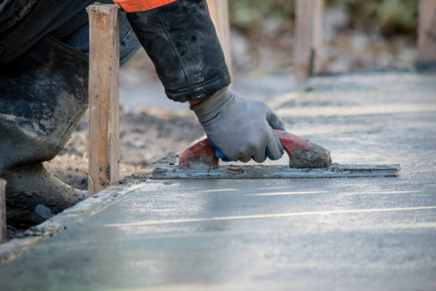 Best Best Concrete Contractor  in Shawnee, KS